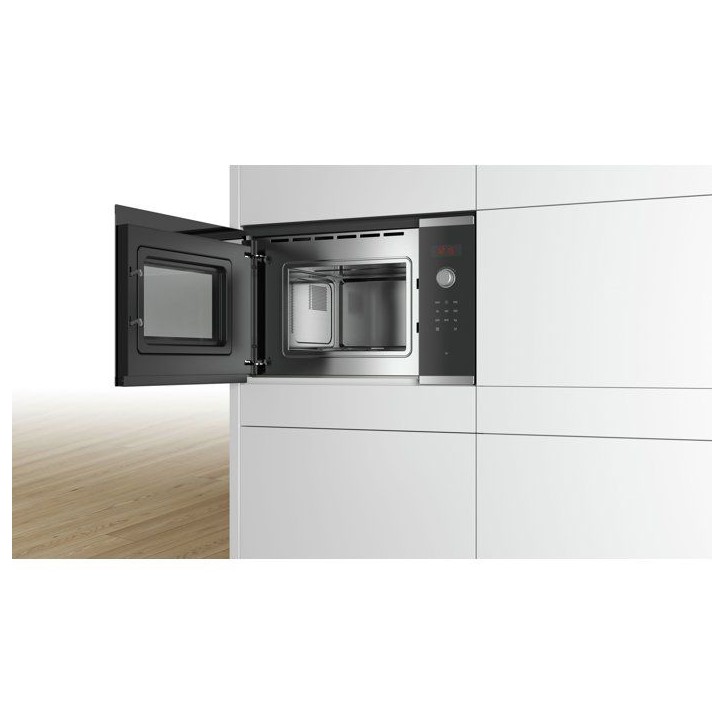 Micro-onde encastrable 38 cm - Bosch Serie 4 - BFL523MS0 - Inox - H 38,2 x P 59,4 x P 31,7 cm - 800 W - display rouge