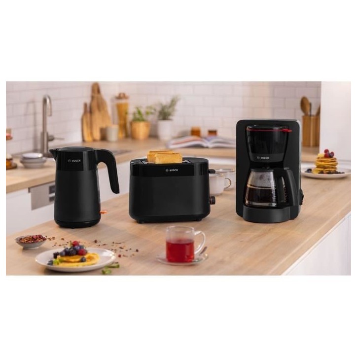 Bouilloire - BOSCH - TWK2M163 MyMoment - Noire Mate - indicateur de tasses - niveau d'eau visible au niveau de la poignée Bouilloire - BOSCH - TWK2M163 MyMoment - Noire Mate - indicateur de tasses - niveau d'eau visible au niveau de la poignée