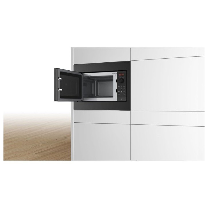 Micro-onde encastrable 38 cm - Bosch Serie 2 - BFL523MB4 - Noir - H 38,2 x L 49,5 x P 33,5 cm - 800 W - display rouge