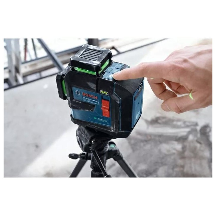 Laser lignes 3 plans GLL 80-33 G Professional + 4 piles 1.5 V LR6 AA - BOSCH - 601065500 Laser lignes 3 plans GLL 80-33 G Professional + 4 piles 1.5 V LR6 AA - BOSCH - 601065500