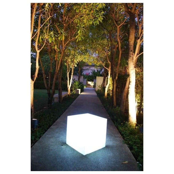 Cube lumineux tabouret filaire pour extérieur LED - LUMISKY - Carry W40 - Blanc - 10W - Hauteur 40cm Cube lumineux tabouret filaire pour extérieur LED - LUMISKY - Carry W40 - Blanc - 10W - Hauteur 40cm