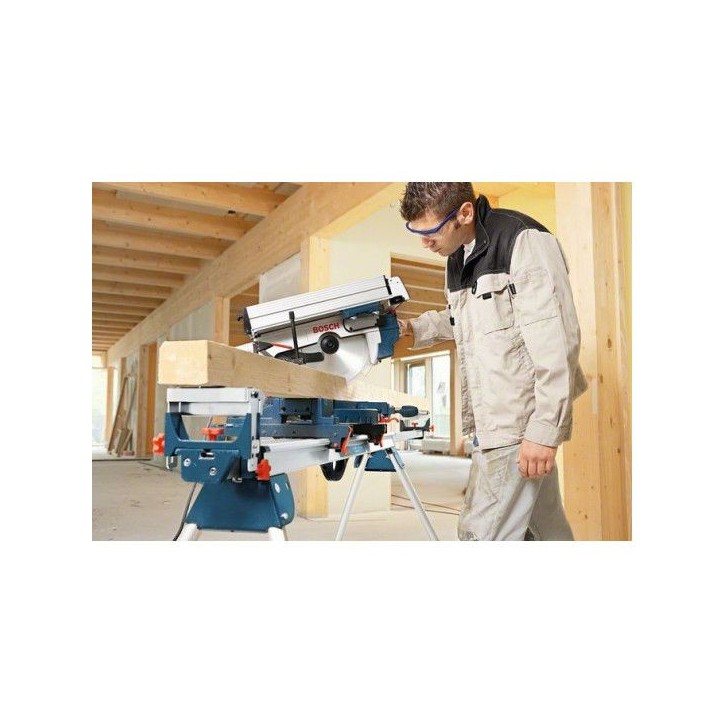 Scie a onglets a table supérieure GTM 12 JL 1800W 305MM - BOSCH - 0601B15001 Scie a onglets a table supérieure GTM 12 JL 1800W 305MM - BOSCH - 0601B15001