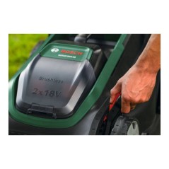 Tondeuse électrique sans fil + 2 batteries 4Ah + chargeur - Bosch - R