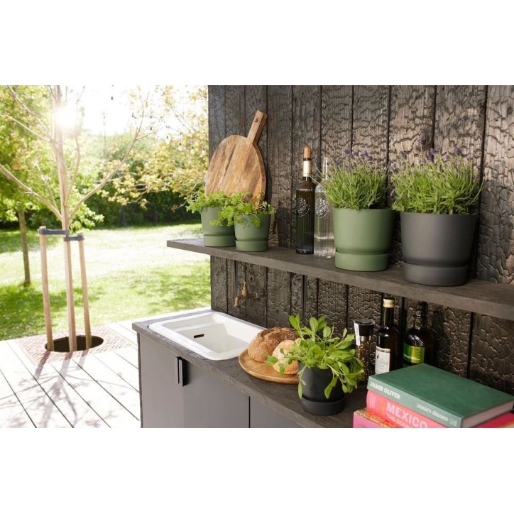 ELHO Lot de 2 pots de fleur rond Greenville - Ø14xH13,4 cm et Ø16xH15,3 cm - 7 L - Noir ELHO Lot de 2 pots de fleur rond Greenville - Ø14xH13,4 cm et Ø16xH15,3 cm - 7 L - Noir