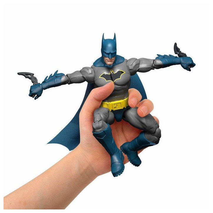 Figurine articulée - DC Premier - Batman 16,5 cm - 22 points d'articulation - Cape en tissu et accessoires - Des 4 ans Figurine articulée - DC Premier - Batman 16,5 cm - 22 points d'articulation - Cape en tissu et accessoires - Des 4 ans