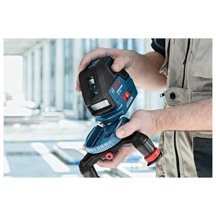 Niveau laser lignes Bosch Professional GLL 3-50 sans fil - 0601063802 Niveau laser lignes Bosch Professional GLL 3-50 sans fil - 0601063802