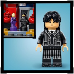 LEGO Mercredi 76788 L'Académie Nevermore - Maquette d'École avec 3 F