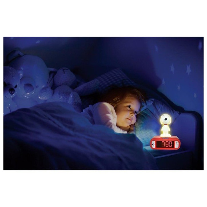 LEXIBOOK - Réveil veilleuse Snoopy - Sons et mélodies, écran LCD rétro-éclairé et lumineux - Blanc, Rouge