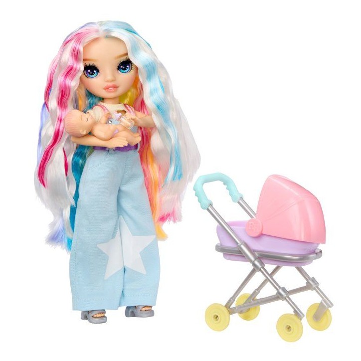 Junior High Babysitters – Amaya - Poupée 23 cm - Bébé, Poussette, Couffin, Biberon, Peigne, Tenue et Accessoires Junior High Babysitters – Amaya - Poupée 23 cm - Bébé, Poussette, Couffin, Biberon, Peigne, Tenue et Accessoires