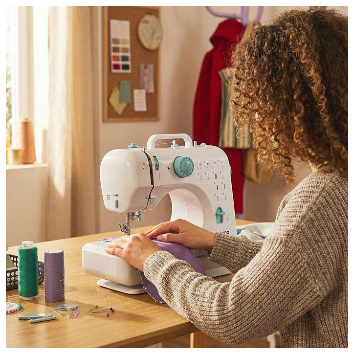 Machine a coudre portable - LIVOO - DOM547B - 12 points de couture - Double vitesse - Enfilage assisté Machine a coudre portable - LIVOO - DOM547B - 12 points de couture - Double vitesse - Enfilage assisté