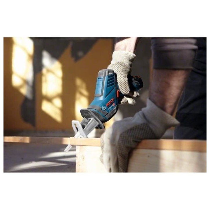 Scie sabre 12V GSA 12V-14 Professional (sans batterie ni chargeur) en coffret L-Boxx - BOSCH - 060164L905