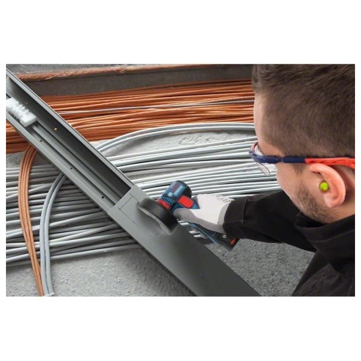 Meuleuse angulaire Bosch Professional GWS 12-76 V-EC - Sans batterie - Format compact - Diametre disque 75 mm - 06019F2000 Meuleuse angulaire Bosch Professional GWS 12-76 V-EC - Sans batterie - Format compact - Diametre disque 75 mm - 06019F2000