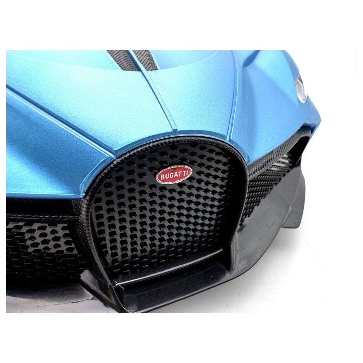 Voiture télécommandée officielle - SILVERLIT - 4Speed Bugatti Divo 1:12 - 15 km/h - Feux lumineux - Batterie incluse
