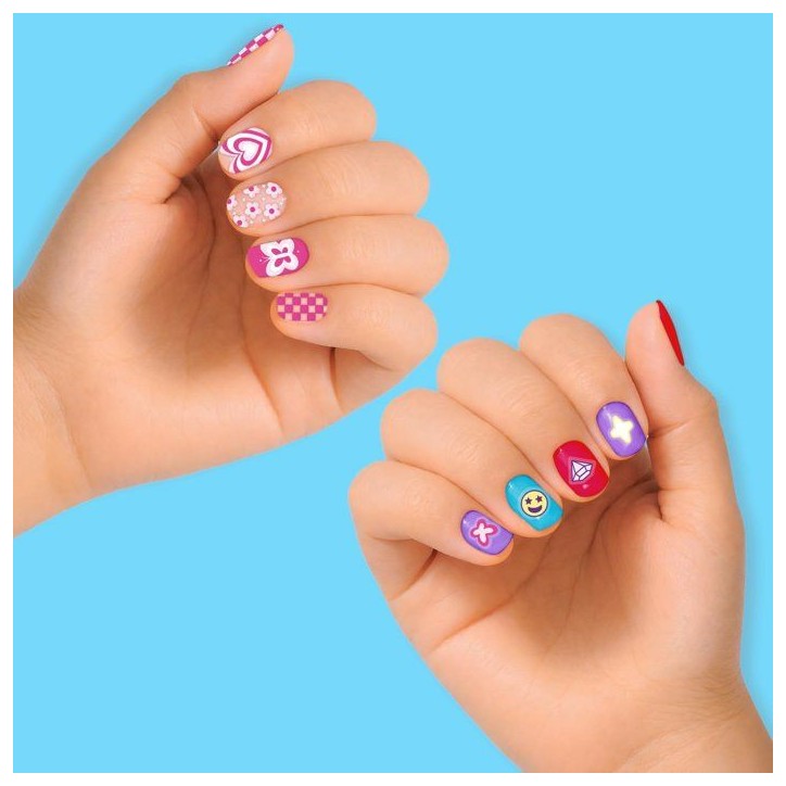 Smoby - Glam Nail Salon - Studio de Manucure Enfant - Seche-Ongles - 3 Vernis - Lime - Stickers et Accessoires - Des 6 ans Smoby - Glam Nail Salon - Studio de Manucure Enfant - Seche-Ongles - 3 Vernis - Lime - Stickers et Accessoires - Des 6 ans