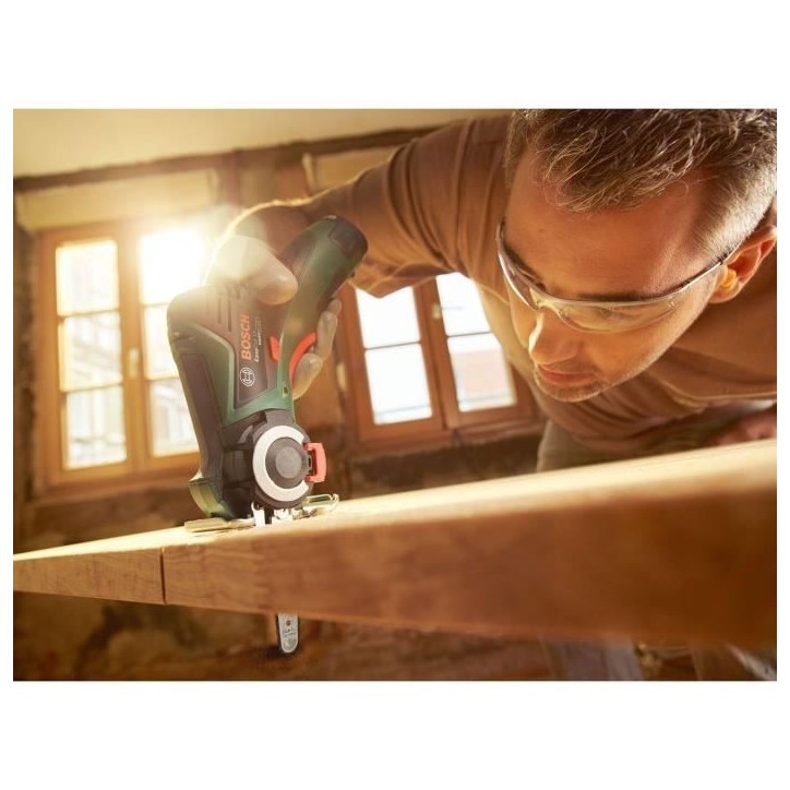 Scie coupe droite sans-fil Bosch - Easycut 12 - Lame NanoBlade bois - Batterie 12V-2,5Ah