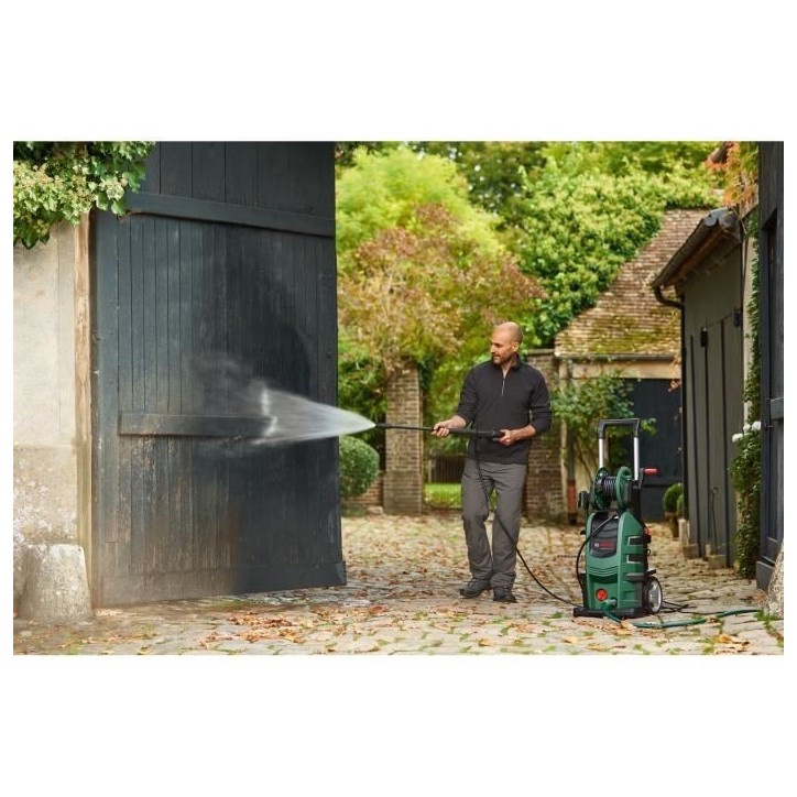 Nettoyeur haute pression Bosch AdvancedAquatak - 2200 W - 150 Bars Nettoyeur haute pression Bosch AdvancedAquatak - 2200 W - 150 Bars