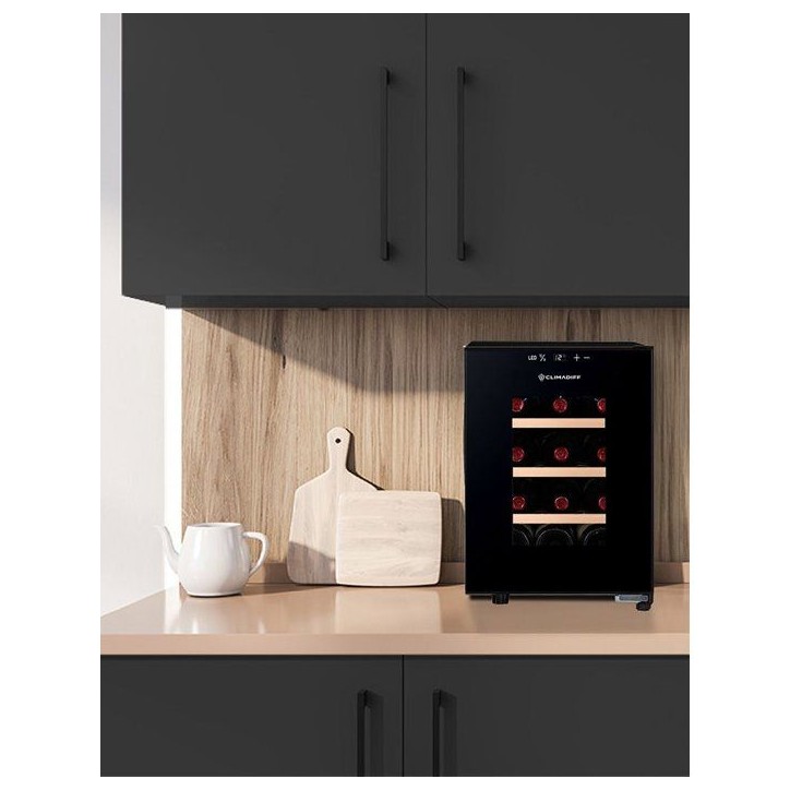 Cave à vin de service - CLIMADIFF - CUVEE12 - 12 bouteilles - Classe E - 34,5 x 46 x 48 cm - Noir