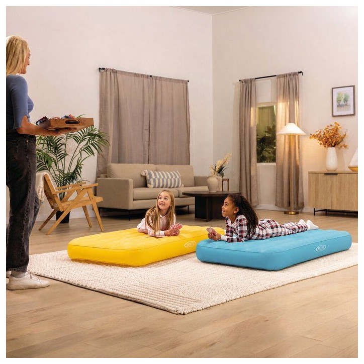 Matelas gonflable junior INTEX - 66803NP - 1,57 x 0,88 x 0,18 m - 1 personne - Intéieur - Coloris aléatoire (bleu ou jaune)