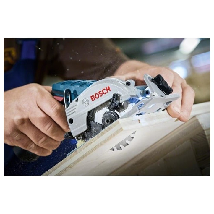 Scie circulaire Bosch Professional GKS 12V-26 + 2 batteries 3,0Ah + L-Boxx - 06016A1005 Scie circulaire Bosch Professional GKS 12V-26 + 2 batteries 3,0Ah + L-Boxx - 06016A1005