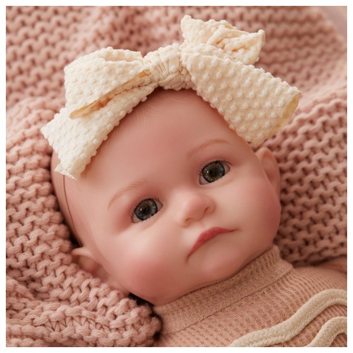 Baby born Real - Poupon Fille - Peau claire - Yeux ouverts - Poupon réaliste - Modèle unique - Aléatoire - Dès 3 ans Baby born Real - Poupon Fille - Peau claire - Yeux ouverts - Poupon réaliste - Modèle unique - Aléatoire - Dès 3 ans