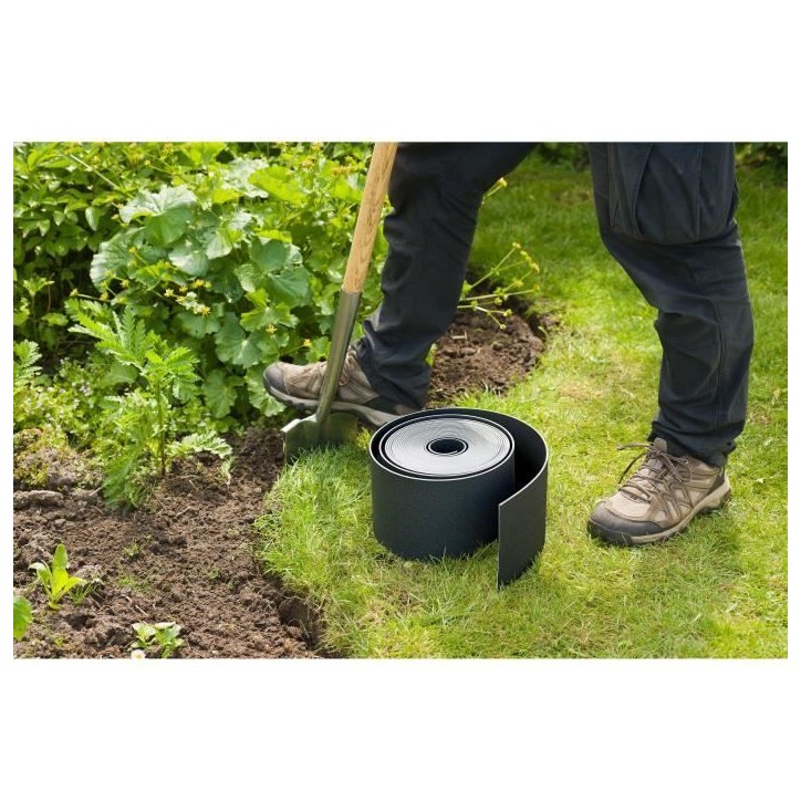 Bordure de jardin - NATURE - Noir - PE recyclé, épaisseur 3 mm - H7,5 cm x 10m - 10 Ancres noires - H19,5x 1,9x 1,8cm Bordure de jardin - NATURE - Noir - PE recyclé, épaisseur 3 mm - H7,5 cm x 10m - 10 Ancres noires - H19,5x 1,9x 1,8cm