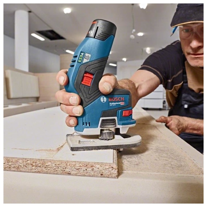 Affleureuse Bosch Professional GKF 12V-8 sans batterie moteur EC sans charbon - 13000 t/min - 06016B0002 Affleureuse Bosch Professional GKF 12V-8 sans batterie moteur EC sans charbon - 13000 t/min - 06016B0002