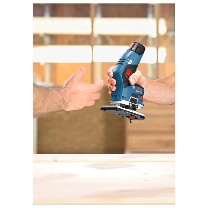 Affleureuse Bosch Professional GKF 12V-8 sans batterie moteur EC sans charbon - 13000 t/min - 06016B0002 Affleureuse Bosch Professional GKF 12V-8 sans batterie moteur EC sans charbon - 13000 t/min - 06016B0002