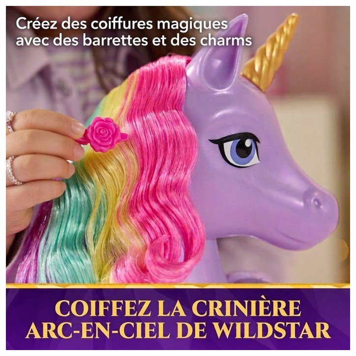 Tête à coiffer 2 en 1 Licorne Wildstar - Unicorn Academy - Se transforme en playset - SPIN MASTER - A partir De 4 Ans