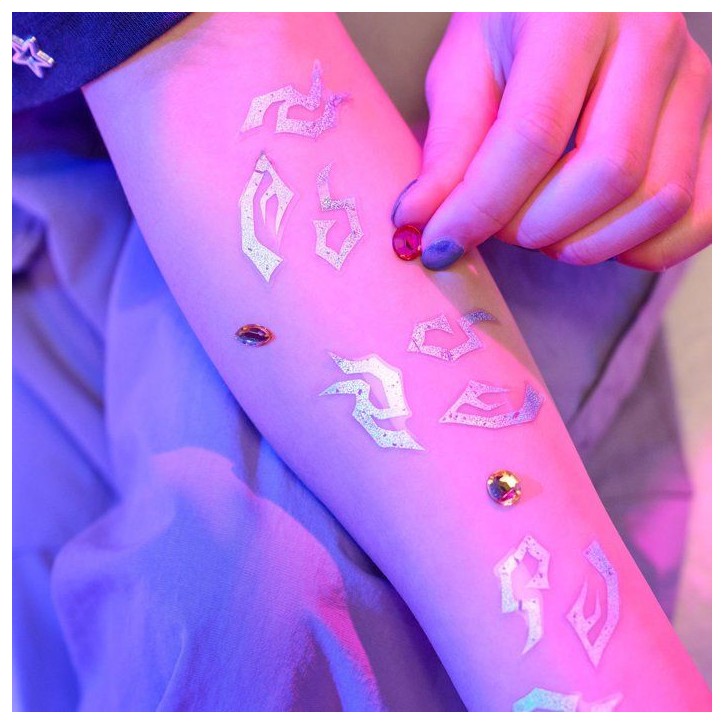 Shimmer Me Body Art KPop Demon Hunters Cool Maker - Atelier tatouages éphémères métallisés - SPIN MASTER - A partir de 7 an