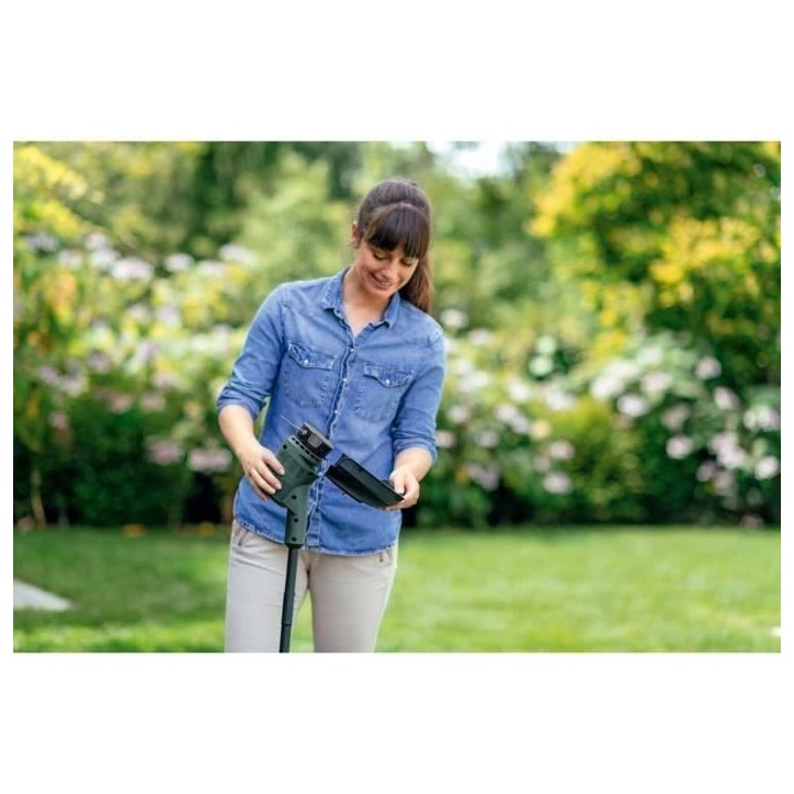 Bobine pour EasyGrassCut Li - BOSCH - Modele EasyGrassCut Li - Noir - 60g - 18,3 x 11,1 x 3 cm Bobine pour EasyGrassCut Li - BOSCH - Modele EasyGrassCut Li - Noir - 60g - 18,3 x 11,1 x 3 cm