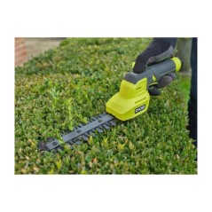Cisaille a gazon et sculpteur de végétaux - RYOBI - RY4CGSA-120 - 4V