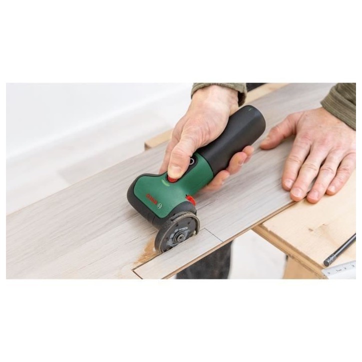 Meuleuse 1 main sans-fil BOSCH EasyCut Grind 7V - 14mm - Batterie Fournie Meuleuse 1 main sans-fil BOSCH EasyCut Grind 7V - 14mm - Batterie Fournie