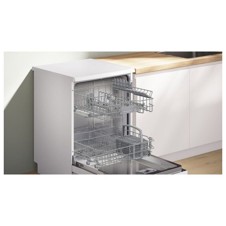 Lave-vaisselle pose libre BOSCH SMS2ITW65E SER2 - 12 couverts - Induction - L60cm - 46 dB - Blanc Lave-vaisselle pose libre BOSCH SMS2ITW65E SER2 - 12 couverts - Induction - L60cm - 46 dB - Blanc