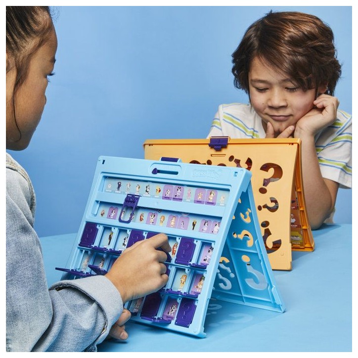 Qui est-ce ? édition Bluey, jeu de plateau familial compact et amusant pour enfants, 2 joueurs, 15 min, des 6 ans Qui est-ce ? édition Bluey, jeu de plateau familial compact et amusant pour enfants, 2 joueurs, 15 min, des 6 ans