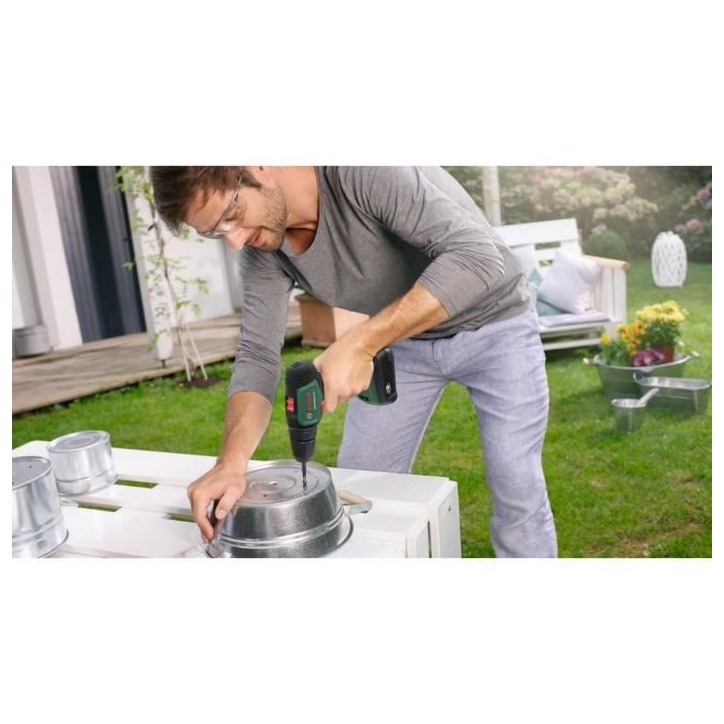 Perceuse-visseuse sans-fil Bosch - UniversalDrill 18V 40Nm + 1 batterie 1,5 Ah, 1 chargeur, 1 embout de vissage double et coffre Perceuse-visseuse sans-fil Bosch - UniversalDrill 18V 40Nm + 1 batterie 1,5 Ah, 1 chargeur, 1 embout de vissage double et coffre