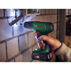 Perceuse-visseuse sans-fil Bosch - UniversalDrill 18 (Livrée avec 2 b