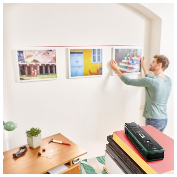 Bosch Télémetre Zamo avec 3 adaptateurs (distance de mesure jusqu'a 25m) Bosch Télémetre Zamo avec 3 adaptateurs (distance de mesure jusqu'a 25m)