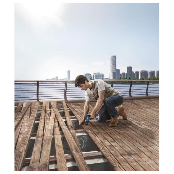Perceuse-visseuse Bosch Professional GSR 18V-50 + 2 batteries 2,0Ah + chargeur GAL 18V-20 + 43 accessoires + Sacoche