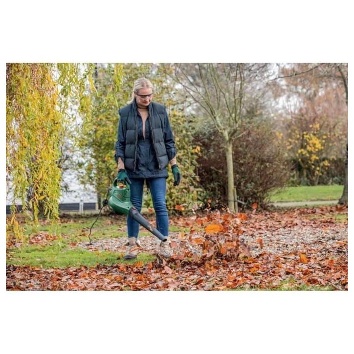 Aspirateur/Souffleur/Broyeur filaire Bosch - Universal Garden Tidy 2300 W (sac de 45 litres, jusqu'a 285km/h) Aspirateur/Souffleur/Broyeur filaire Bosch - Universal Garden Tidy 2300 W (sac de 45 litres, jusqu'a 285km/h)