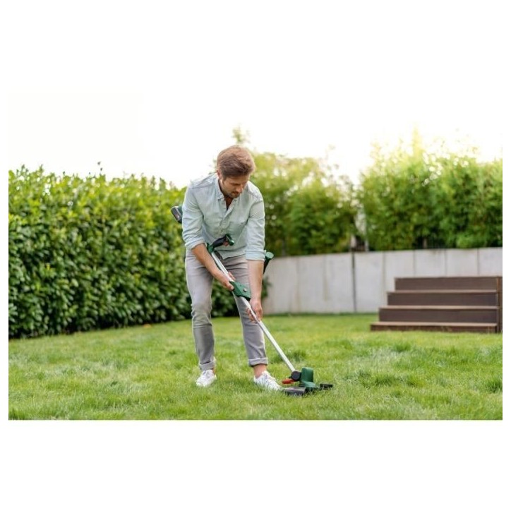 Coupe-bordures Bosch - UniversalGrassCut 18-260 (Livré avec 1 batterie et 1 chargeur) - PowerForAll Coupe-bordures Bosch - UniversalGrassCut 18-260 (Livré avec 1 batterie et 1 chargeur) - PowerForAll