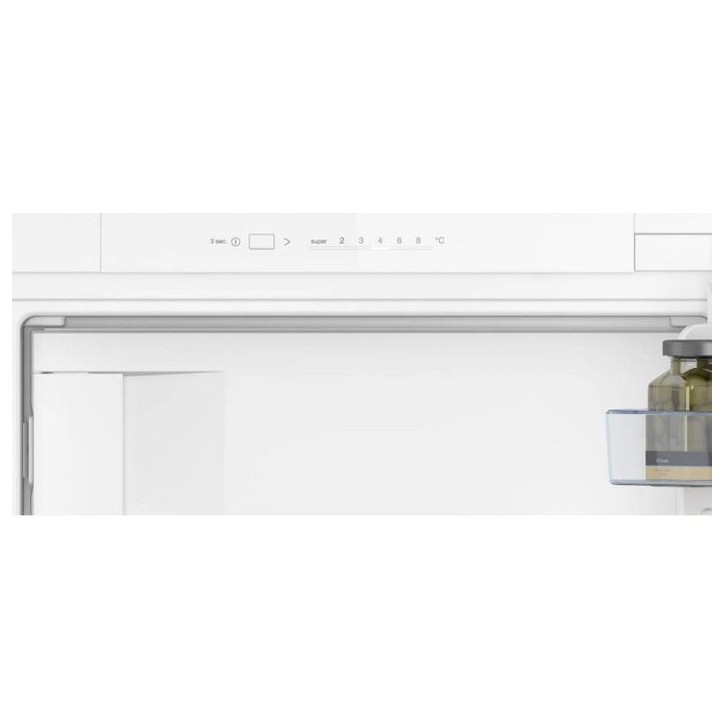 Bosch Réfrigérateur 1 porte intégrable a glissieres 119l - KIL22NSE0 Bosch Réfrigérateur 1 porte intégrable a glissieres 119l - KIL22NSE0