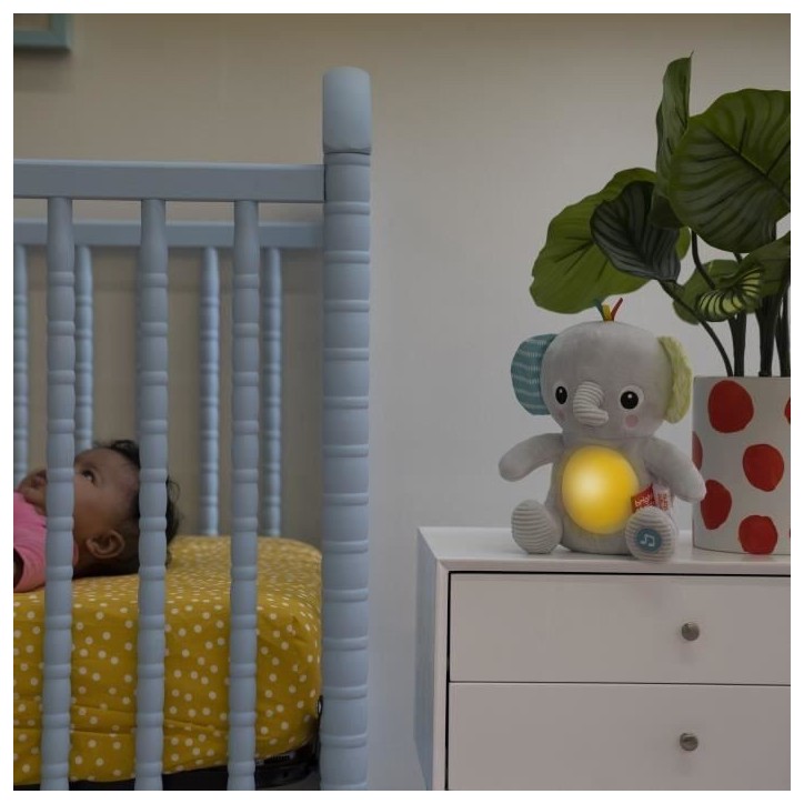 BRIGHT STARTS Jouet bébé, peluche doudou, veilleuse, éléphant Hug-a-Bye Baby, sons et lumieres, Cadeau Noel bébé BRIGHT STARTS Jouet bébé, peluche doudou, veilleuse, éléphant Hug-a-Bye Baby, sons et lumieres, Cadeau Noel bébé