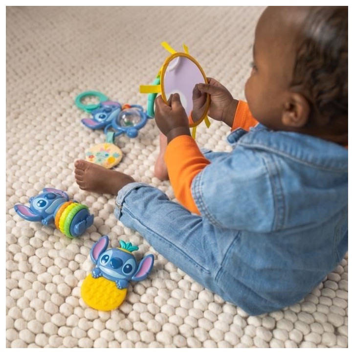 DISNEY BABY - STITCH - Coffret Cadeau Naissance? noel- 4 jouets bébé , Hochet, Anneau de dentition, Jouets multisensoriels DISNEY BABY - STITCH - Coffret Cadeau Naissance? noel- 4 jouets bébé , Hochet, Anneau de dentition, Jouets multisensoriels