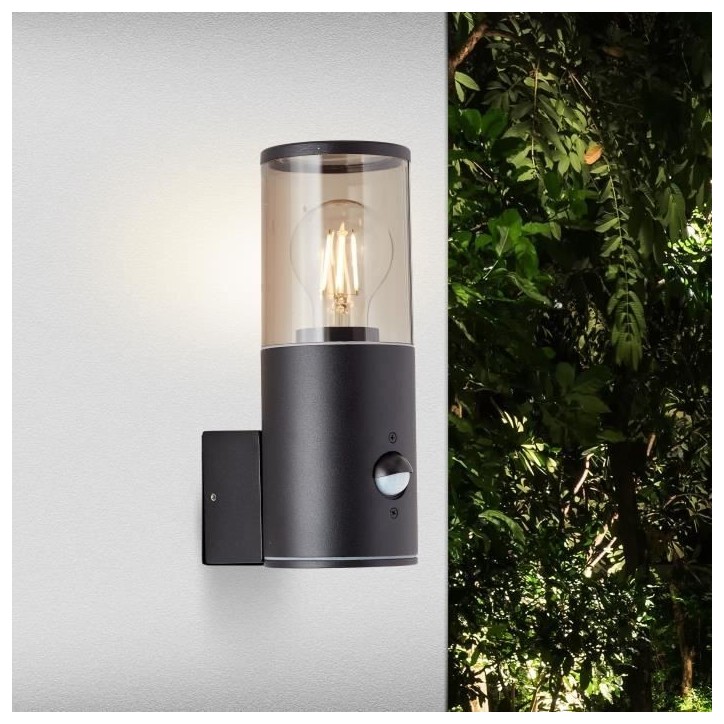 Applique extérieure SERGIORO avec détecteur de mouvement - Noir dépoli - E27 20W - Aluminium/Plastique - IP44 Applique extérieure SERGIORO avec détecteur de mouvement - Noir dépoli - E27 20W - Aluminium/Plastique - IP44