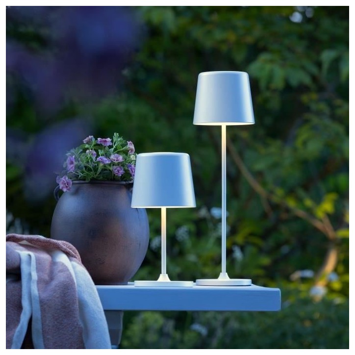 Lampe a poser LED KAAMI BRILLIANT - 2W - IP44 - Métal et plastique - Blanc mat Lampe a poser LED KAAMI BRILLIANT - 2W - IP44 - Métal et plastique - Blanc mat