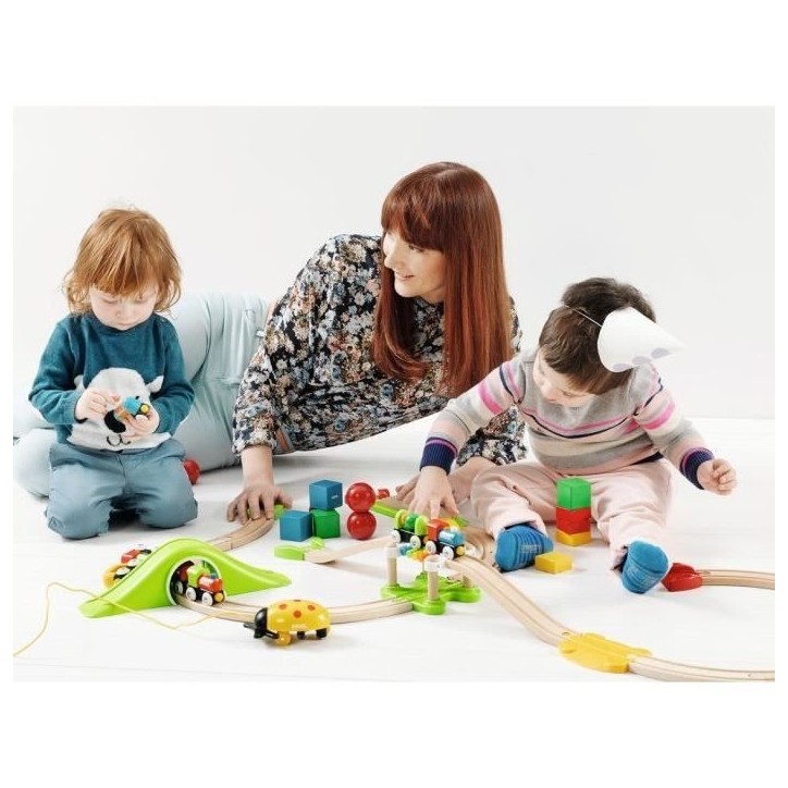 Circuit de train en bois BRIO Mon Premier Circuit de Découverte - Coffret 18 pieces - Des 18 mois Circuit de train en bois BRIO Mon Premier Circuit de Découverte - Coffret 18 pieces - Des 18 mois