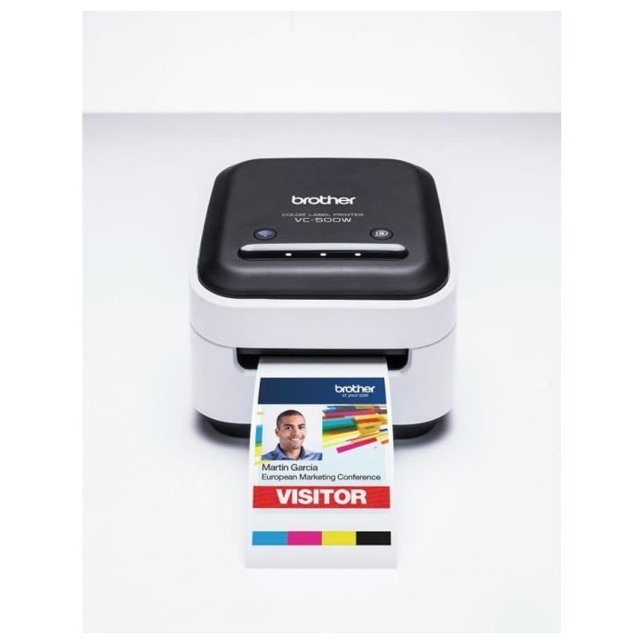 Imprimante Étiquettes et Photos pour les loisirs créatifs - BROTHER - VC-500W - Thermique direct - Couleur - Wi-Fi - VC500WCRZ Imprimante Étiquettes et Photos pour les loisirs créatifs - BROTHER - VC-500W - Thermique direct - Couleur - Wi-Fi - VC500WCRZ