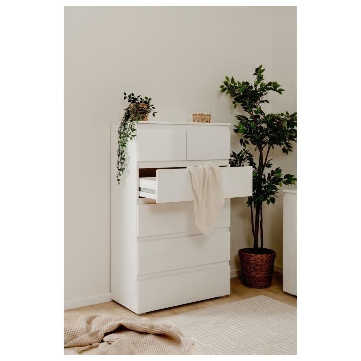 Commode CAPETOWN - Décor blanc brillant - 6 Tiroirs - L80 x H131,5 x P40 cm Commode CAPETOWN - Décor blanc brillant - 6 Tiroirs - L80 x H131,5 x P40 cm