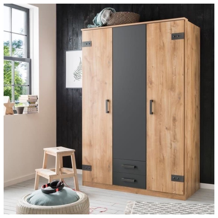 Armoire CORFOU - Décor Chene et gris anthracite - 3 portes battantes - 2 tiroirs - L135 x P58 x H199 cm Armoire CORFOU - Décor Chene et gris anthracite - 3 portes battantes - 2 tiroirs - L135 x P58 x H199 cm