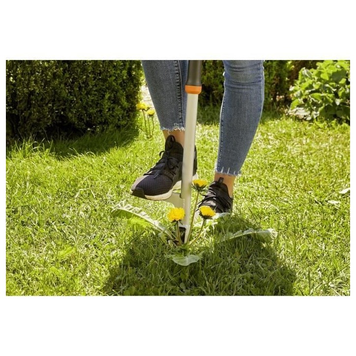 GARDENA Désherbeur pour gazon – Poignée ergonomique – Désherbage écologique sans produit chimique – Garantie 25 ans (3 GARDENA Désherbeur pour gazon – Poignée ergonomique – Désherbage écologique sans produit chimique – Garantie 25 ans (3